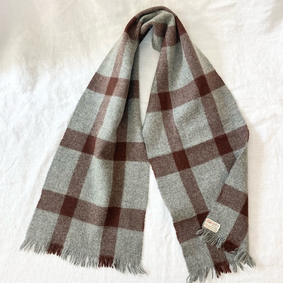 Vintage Hamilton Wool Neck Scarf - Picture 3 of 10